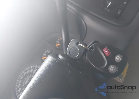 2004 Chevrolet Suburban 2500 Ls из США, поврежденный, VIN 3GNGK26U54G243441